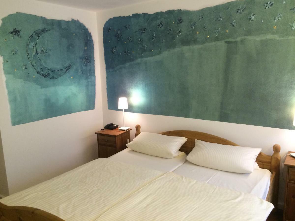 Landgasthaus Konig Stephanshausen ภายนอก รูปภาพ